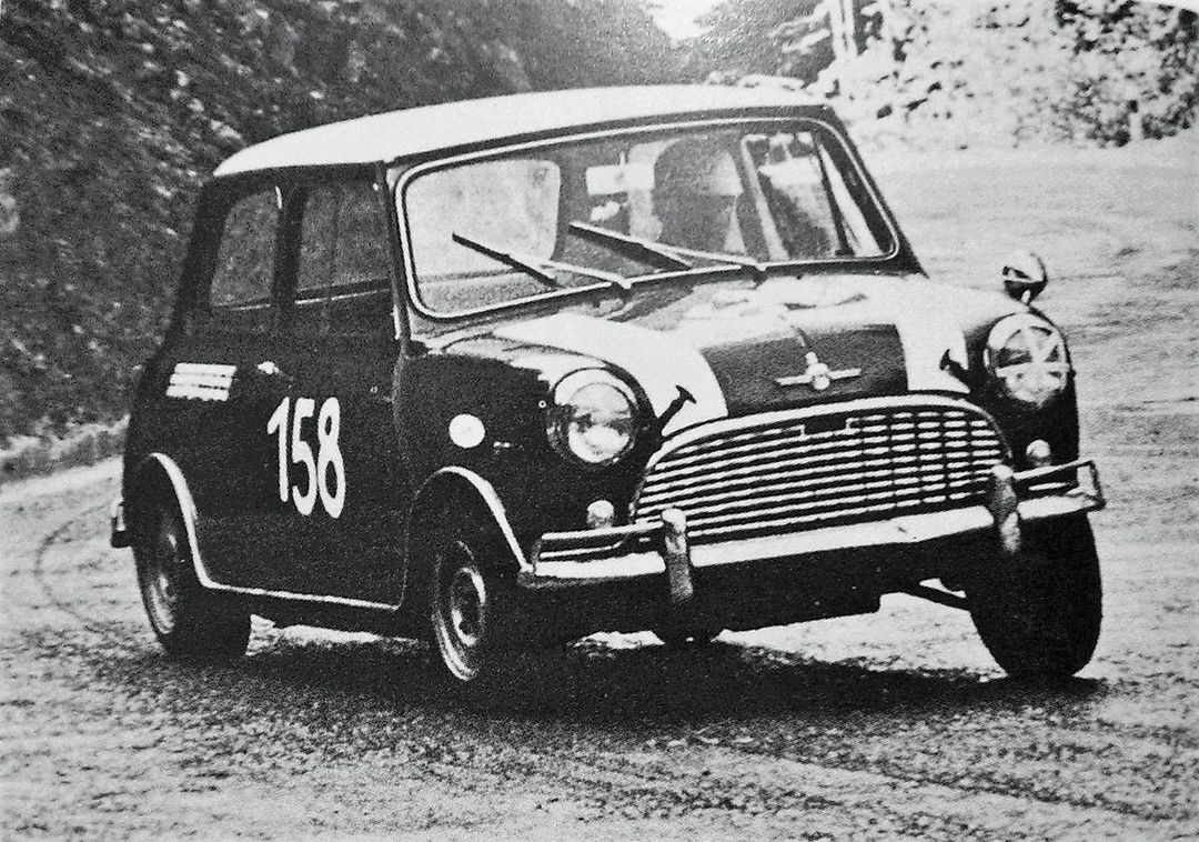 Nikki Lauda Rally Lienhard Racing 60 jahre mini