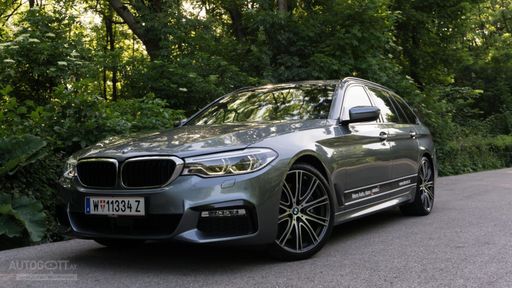 BMW-540i-Touring-M-Sport-web-2