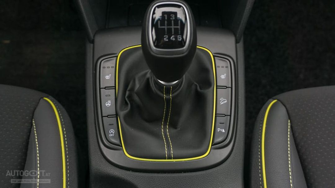 Hyundai-Kona-Stlye-TGDI-Web-900pc-37