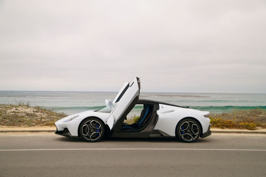 Medium-18502-MC20atPebbleBeach2021