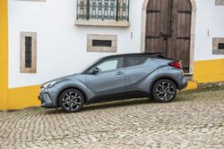 64421-c-hr-grey-2020-32-web-lr