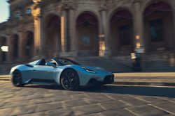 Small-20522-MaseratiMC20CieloAcquamarina