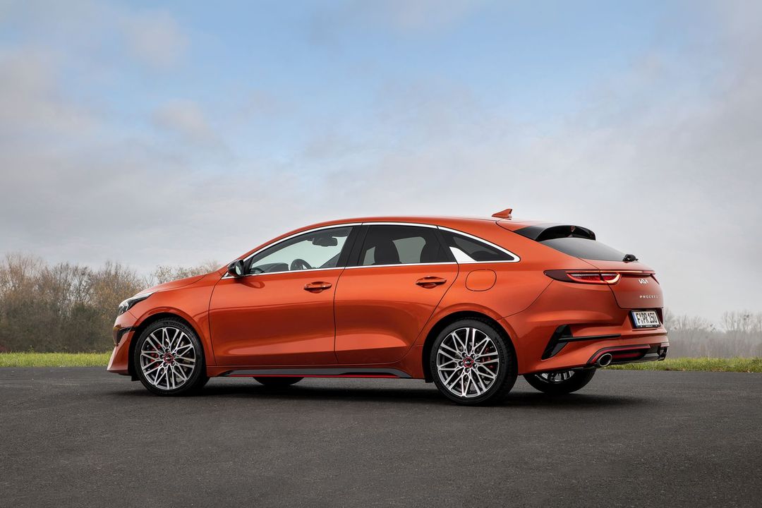 Kia_ProCeed_GT_MJ22_10