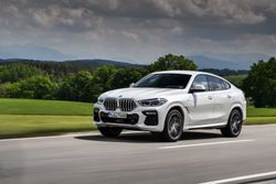 P90390476_highRes_the-new-bmw-x6-xdriv