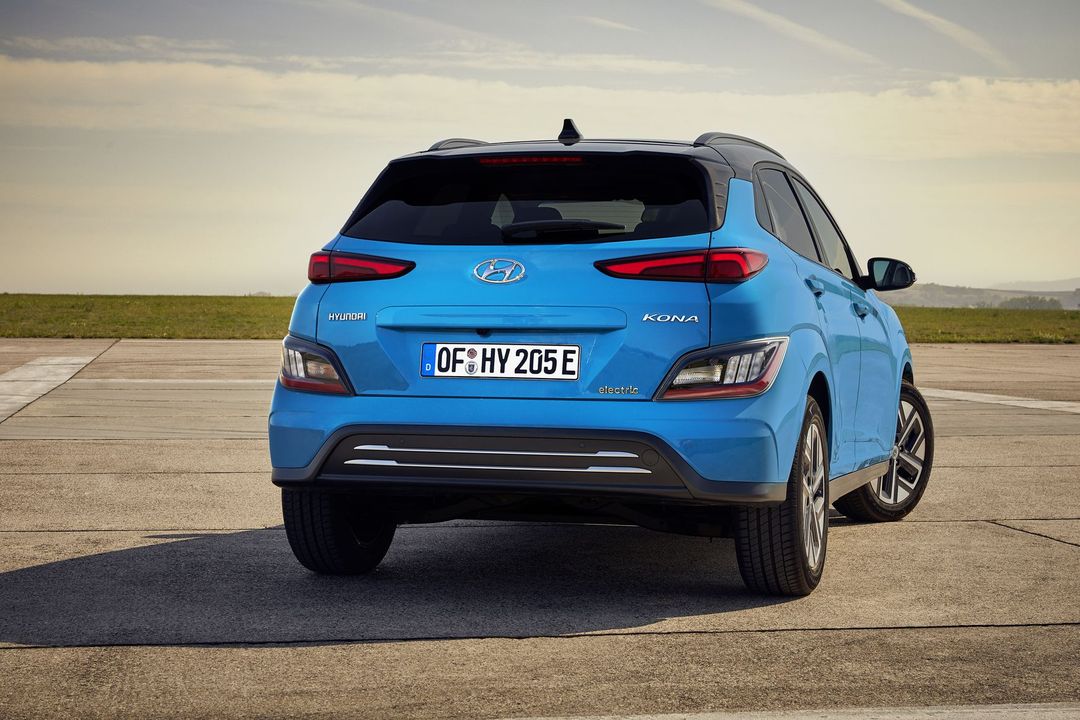 hyundai-new-kona-electric-1120-08_jpg