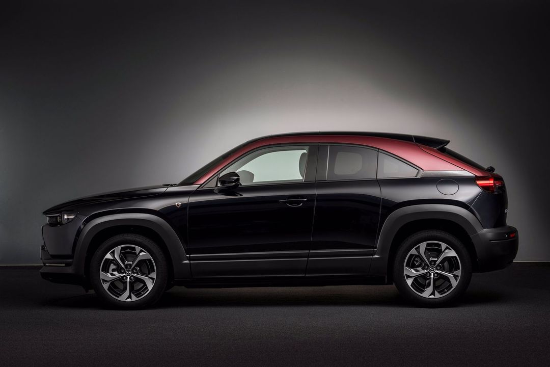 2022_mazda_mx-30_r-ev_edition_r_still_5_lowres