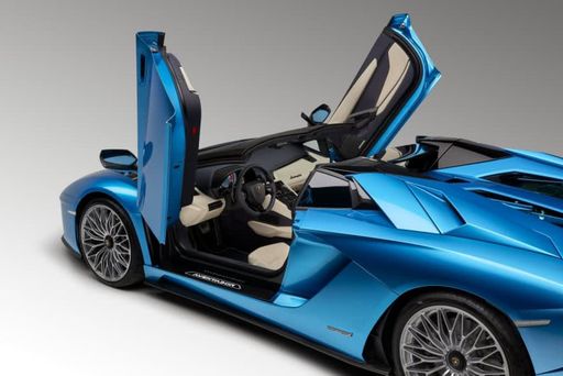 Lamborghini-Aventador-S-Roadster02