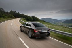 SKODA SUPERB L&K Dynamisch_115480