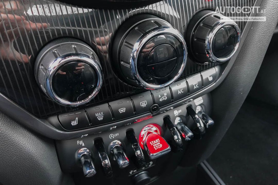 Mini-Countryman-JCW-Innen