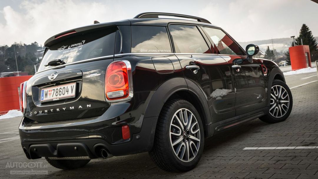 Mini-Cooper-Countryman-JCW-6