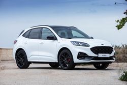 ford-kuga-black-edition_exteriores_vignale_14sept2022_0085-LOW