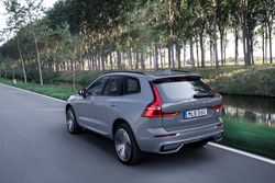 288143_Volvo_XC60_Recharge_T8_AWD_Thunder_Grey