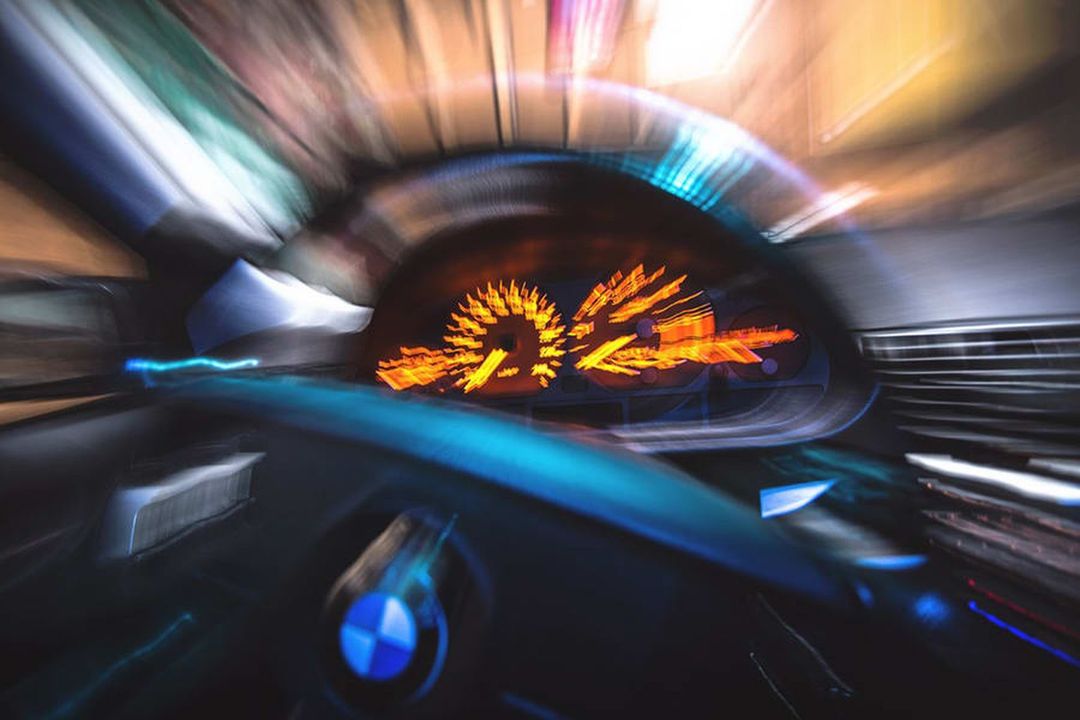 light-blur-car-wheel-automobile-interior-686577-pxhere
