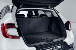 23MY_ASX_PHEV_Instyle_Overview-Trunk_open_low