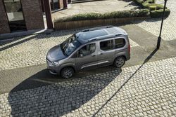 65618-proace-city-verso-2020-statics-16-web-lr