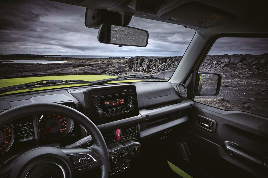JIMNY LCV_Cockpit