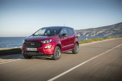 FORD_2017_EcoSport_002