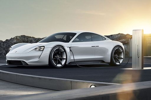 Der neue Porsche Taycan geht 2019 in Serie.