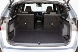 P90479947_highRes_bmw-x1-xdrive-23i-09