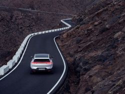 660442_20221012_Polestar_3