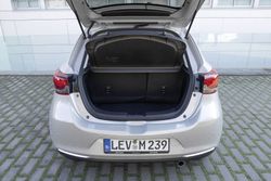 2022_mazda2_barcelona_int_27_highres