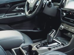 SsangYong_Motors_Deutschland_Korando_eMotion_Innenansicht_1_300dpi