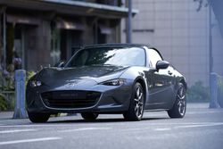2023_mazda_mx-5_global_still_006_highres