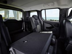 885093a-F275-23TDIEULHD_TOWNSTAR_EV_COMBI_019_LR