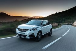 PEUGEOT_3008HYBRID_TESTDRIVE_0120TC_293