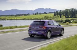 DB2021AU00728_medium