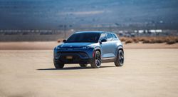 Fisker_Ocean_2022_Big_Sur_Blue_Front_3_4_Hero_Fisker13539_20211229_sdatm8_ge2vec