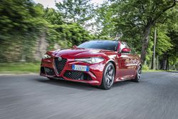 fca_germany_alfa_romeo_giulia_quadrifoglio_my2020_173-5ed608edc95c9