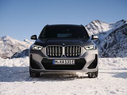 P90488684_highRes_bmw-ix1-xdrive30