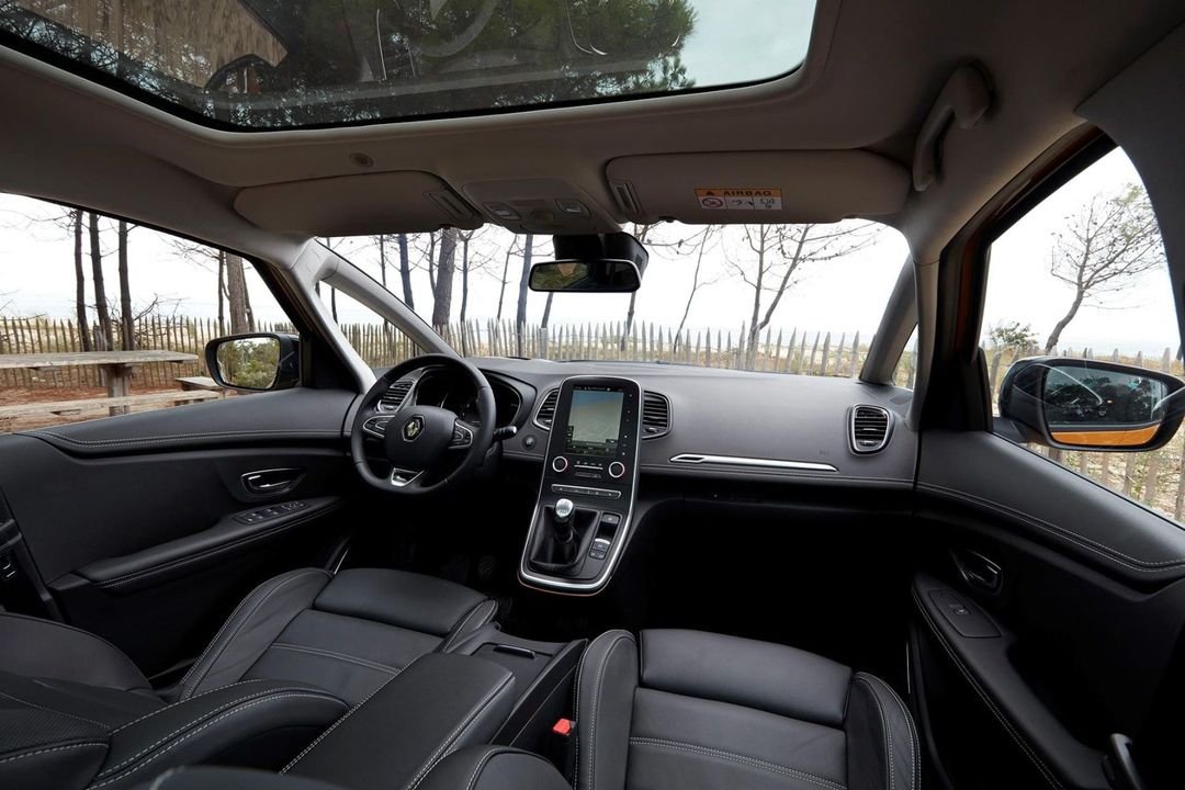 Renault-Scenic-Innen