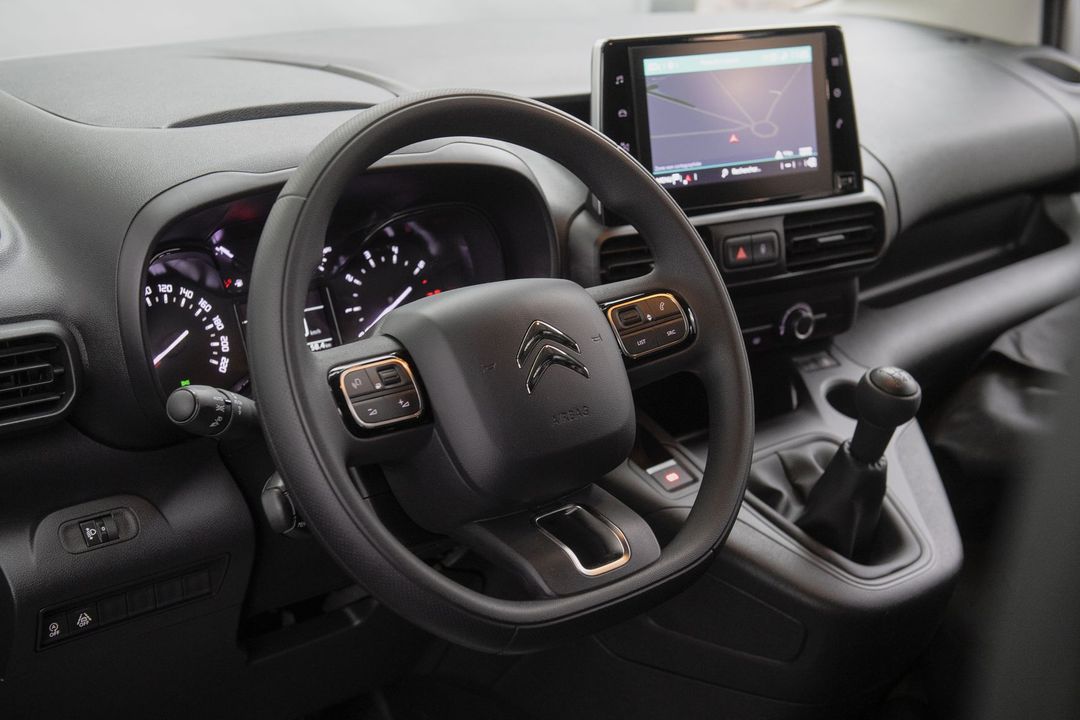 FEA54D05-B583-4EA8-BCD0-6EA1211B9360