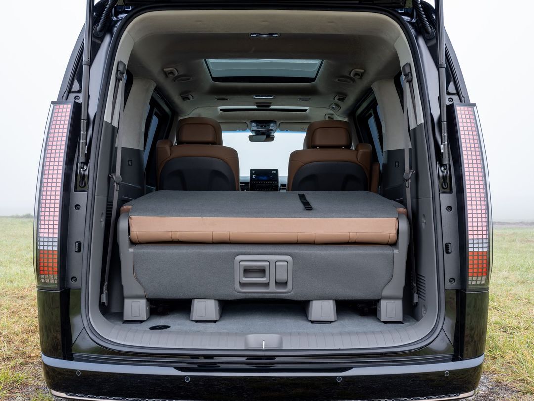 hyundai-staria-1121-details-04_jpg