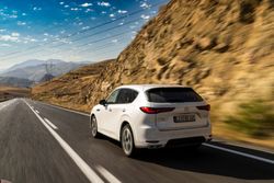 2022_mazda_cx-60_tr_rw_act_008_highres