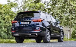 SsangYong_Motors_Deutschland_Rexton_2021_Heckansicht_300dpi