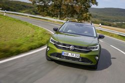 DB2021AU00994_medium