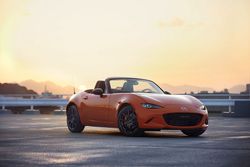 Mazda-MX-5-30-Jahre