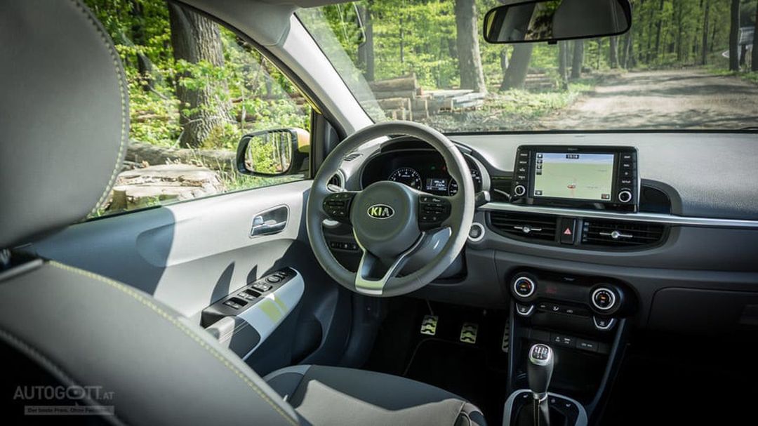 Kia-Picanto-X-Line-2018