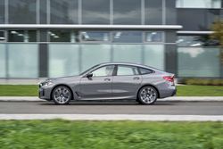 P90404170_highRes_the-new-bmw-640i-xdr