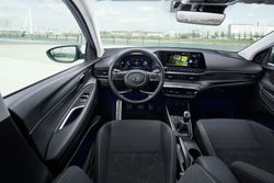 hyundai-all-new-bayon-interior-01