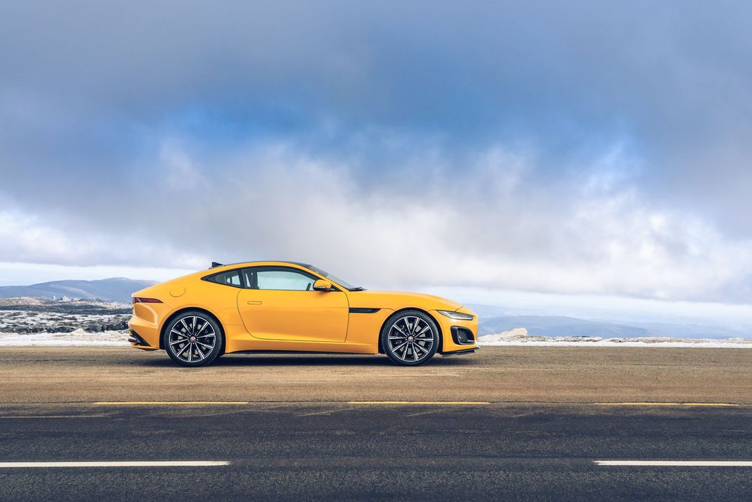 New Jaguar F-TYPE_R Coupé AWD_Sorrento Yellow-4