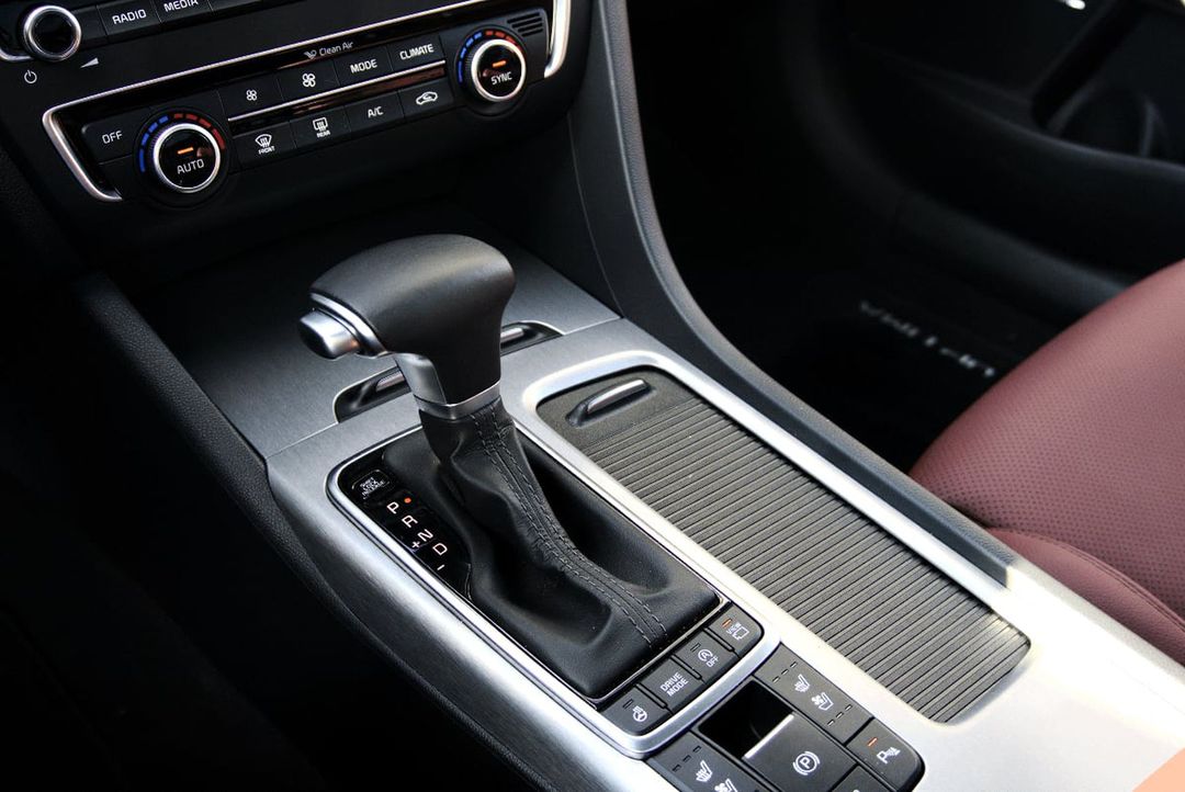 KIA-Optima-Cockpit-4S