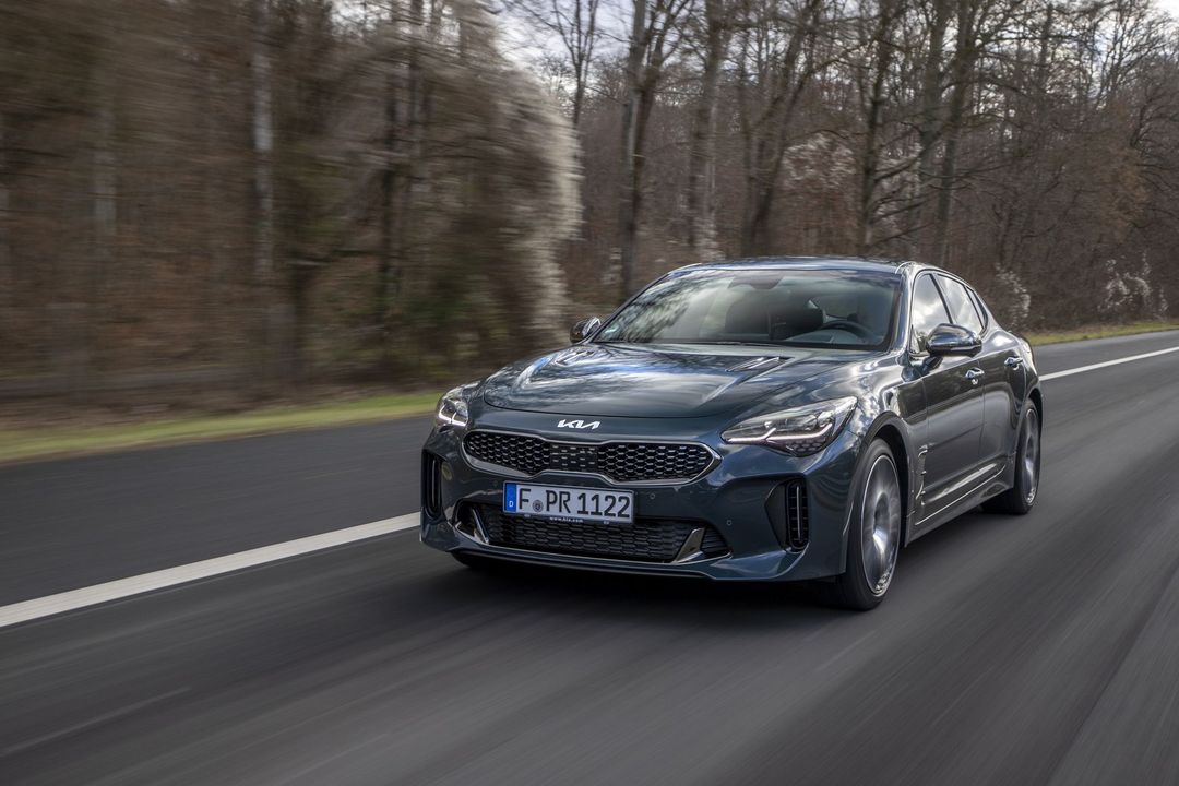 Kia_Stinger_MY22_02