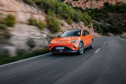 smart-hashtag3-brabus-photon-orange-exterior-mallorca1