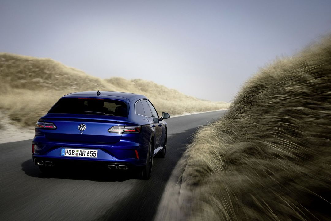 DB2021AU00141_medium