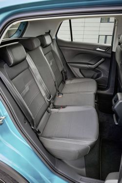 DB2021AU01120_medium