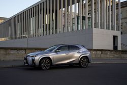 78811-lexusux250h2023008